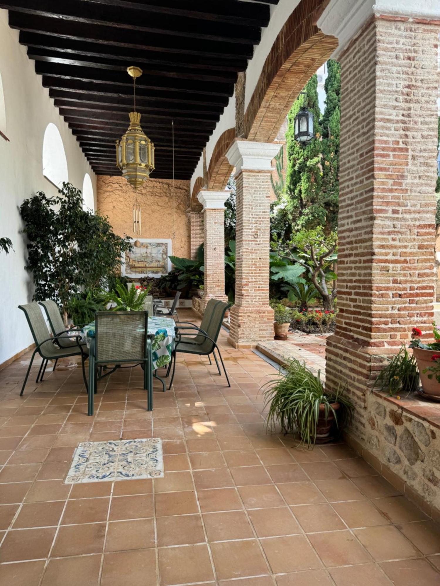 Garden Suites Xativa Casa Rural Exteriör bild