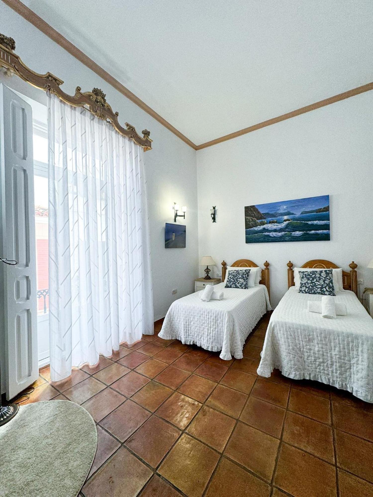 Garden Suites Xativa Casa Rural Exteriör bild
